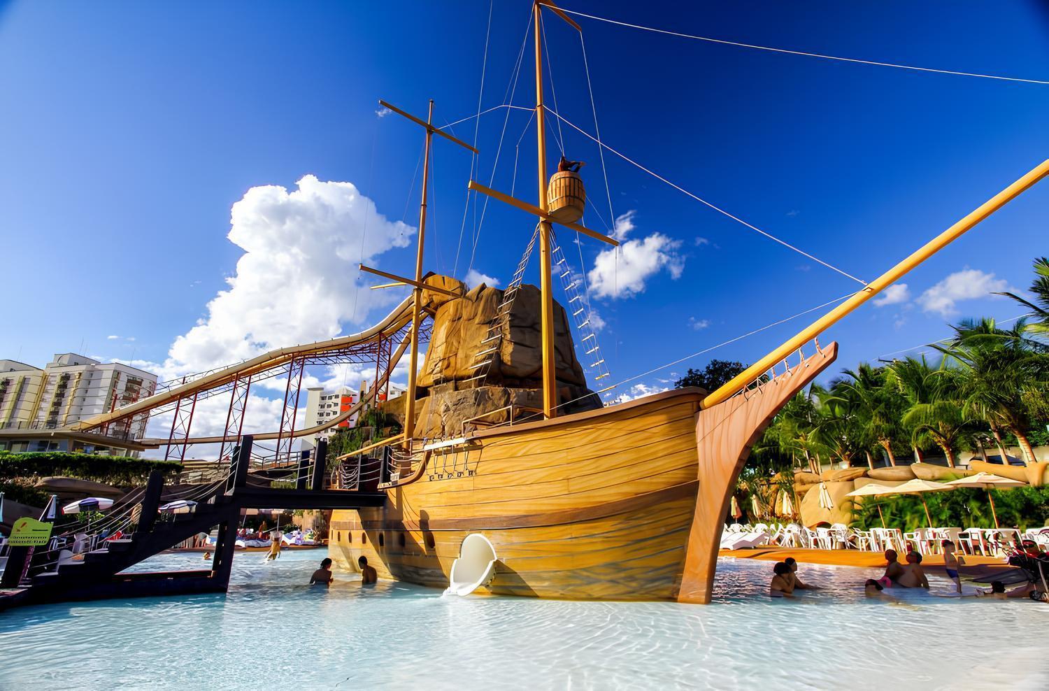 Spazzio Diroma - Acesso Gratuito Ao Acqua Park E Splash