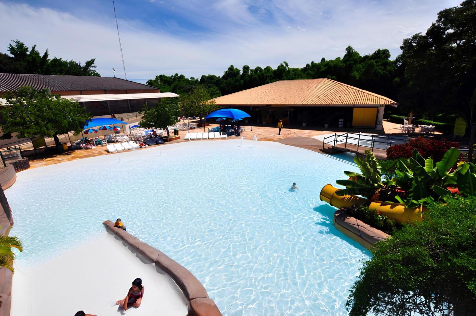 Spazzio Diroma - Acesso Gratuito Ao Acqua Park E Splash Apartment Caldas Novas