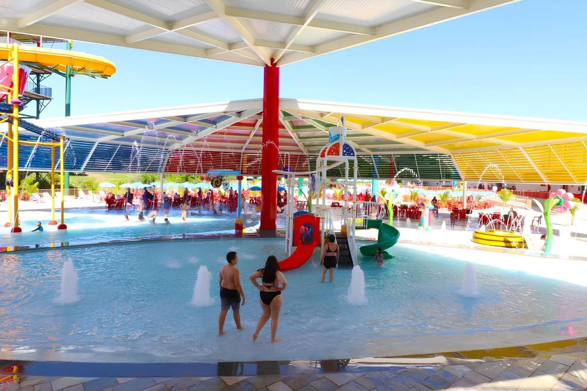 Spazzio Diroma - Acesso Gratuito Ao Acqua Park E Splash * Caldas Novas